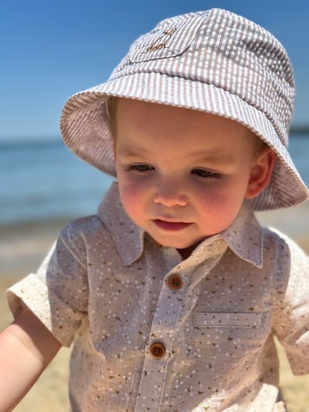 FISHERMAN Brown/White Stripe Seersucker Woven Bucket Hat