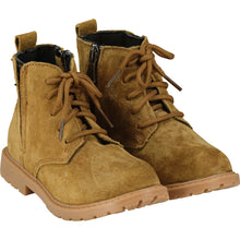  tan suede boots, brown, kids boots, leather, rubber sole, comfy , zip on inner side, brown laces