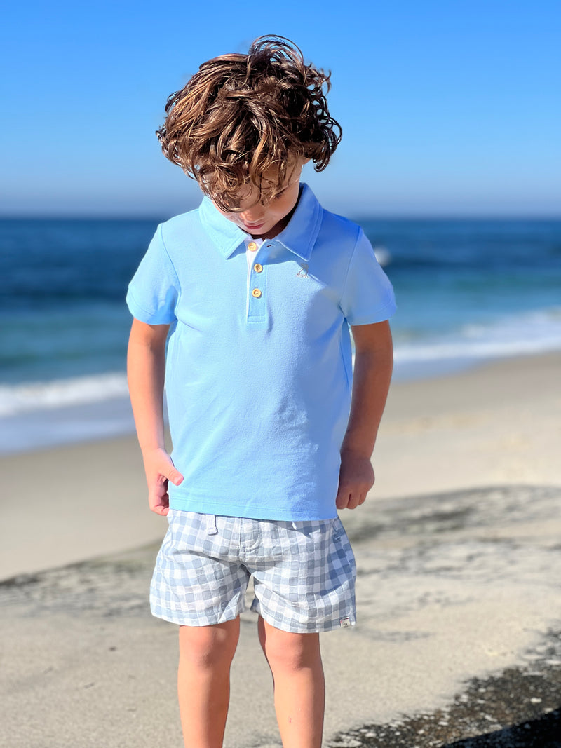 Pale blue pique pol
