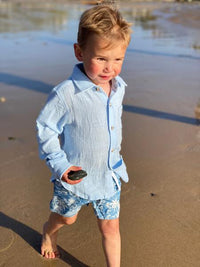 Chambray, short, shorts, surfer, casual, spring, summer, beach, Henry, blue, white.
